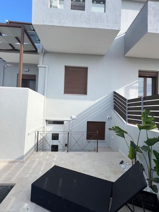 Villa Leo Aigina Vathi  ภายนอก รูปภาพ